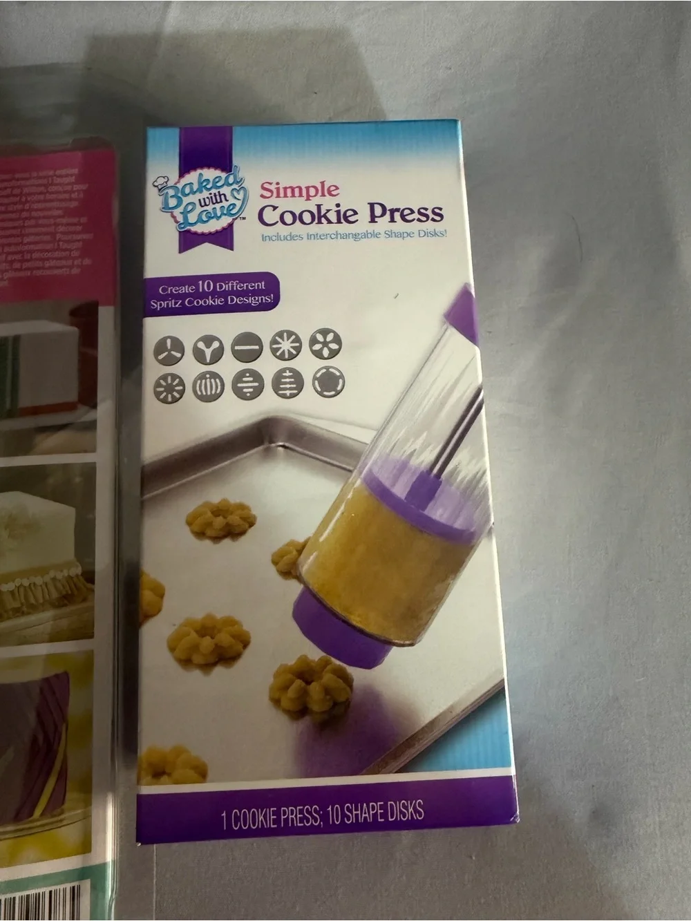 Wilton Fondant Decorating Kit and Baked with Love Cookie Press Bonus Bags